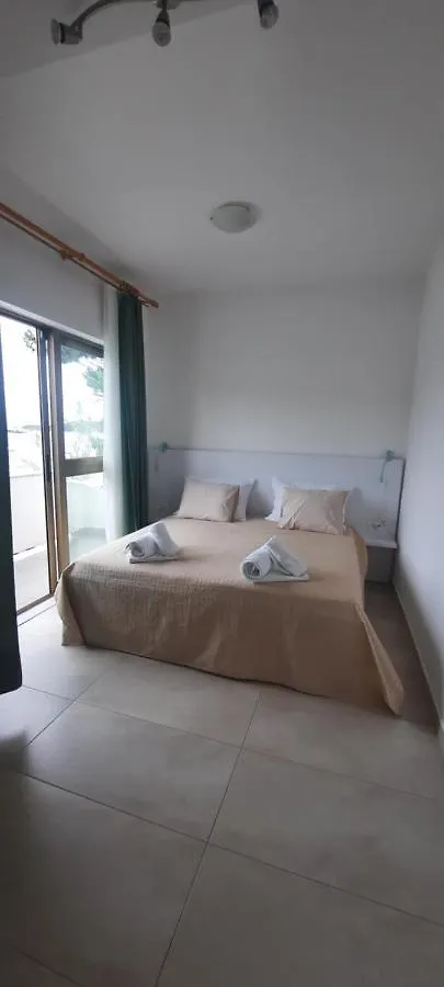 Apartmani Maris III Rab Town 0*,